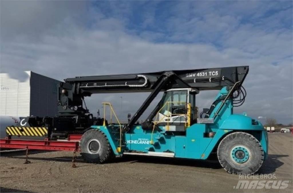 SMV 4531 TC5 Reach trucks