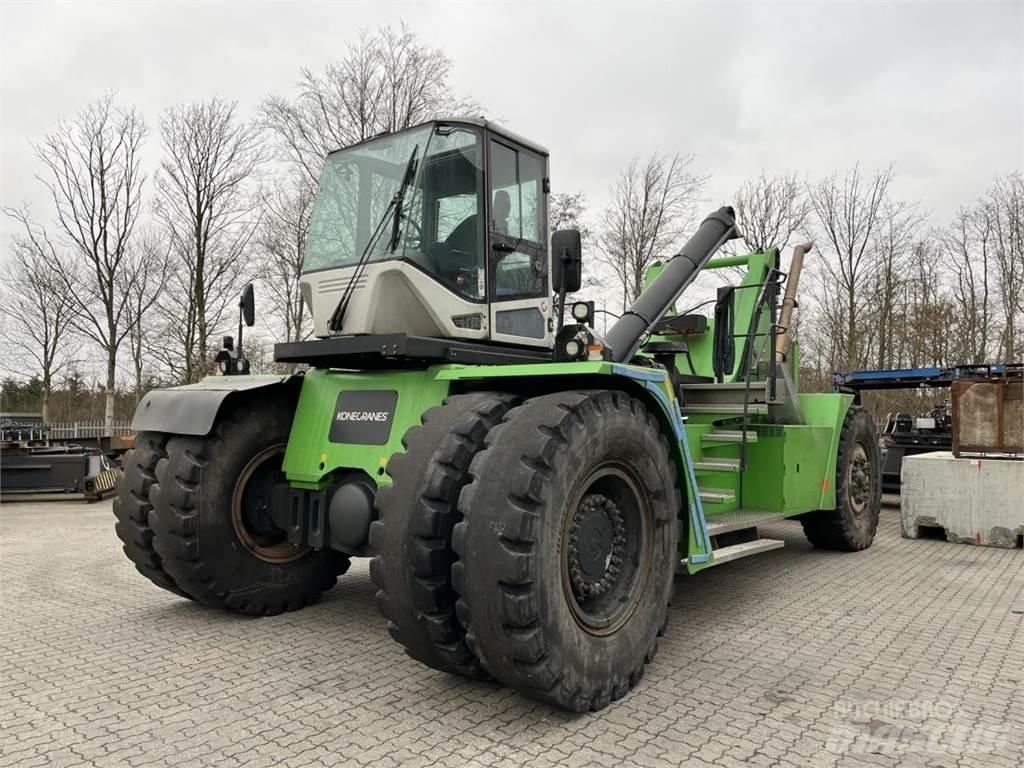 SMV 4535 TC5 Reach trucks