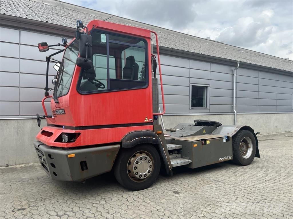 Terberg YT222 4X2 Material Handling - Others