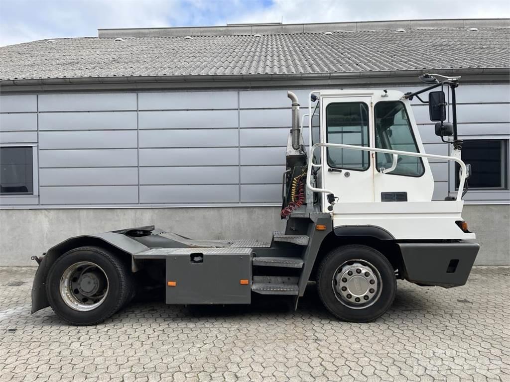 Terberg YT222 4x2 Material Handling - Others