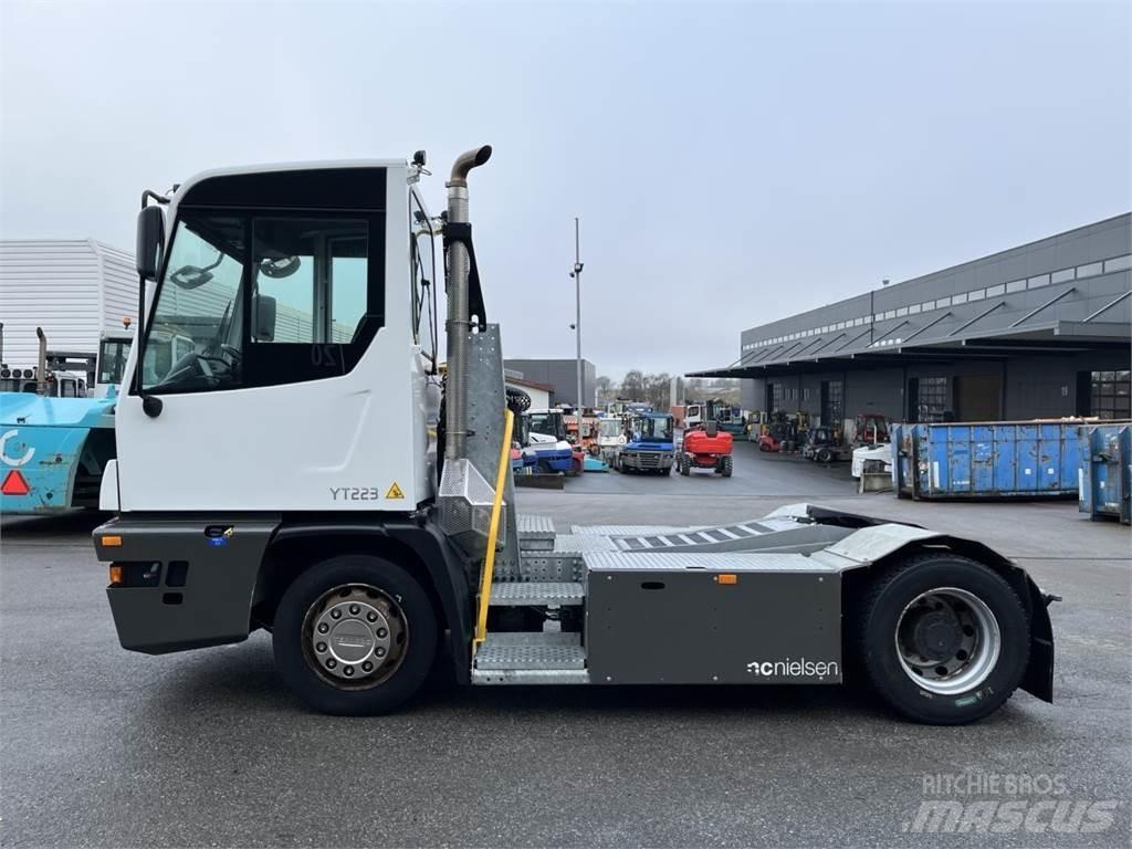 Terberg YT223 4x2 Material Handling - Others