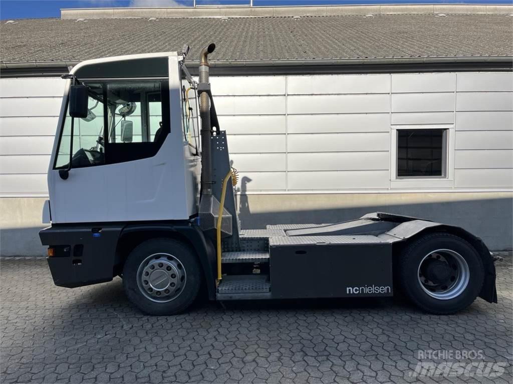 Terberg YT223 4X2 Material Handling - Others