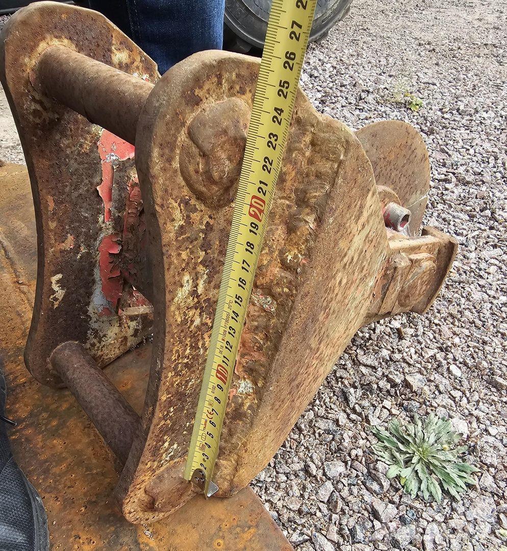  Asfalttileikkuri Other components