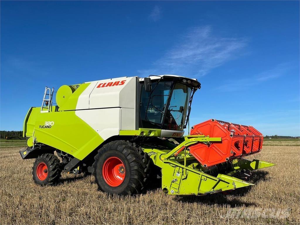 CLAAS Tucano 320 Combine harvesters