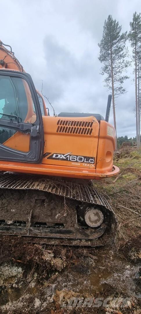 Doosan 160 LC Crawler excavators