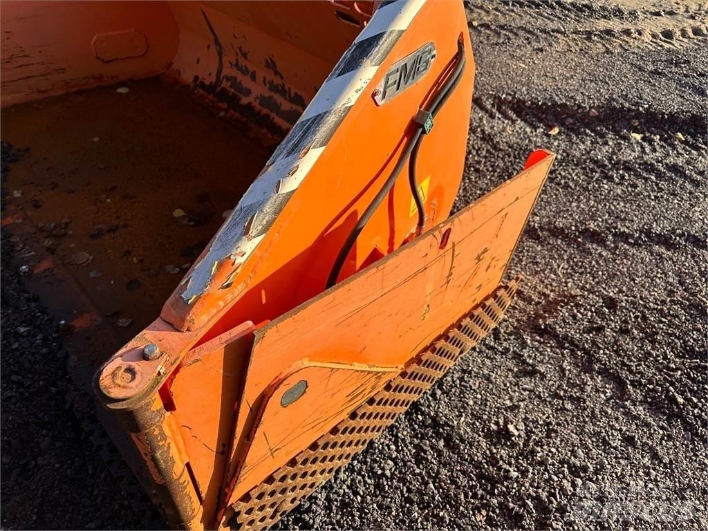 FMG SLK15 Snow blades and plows