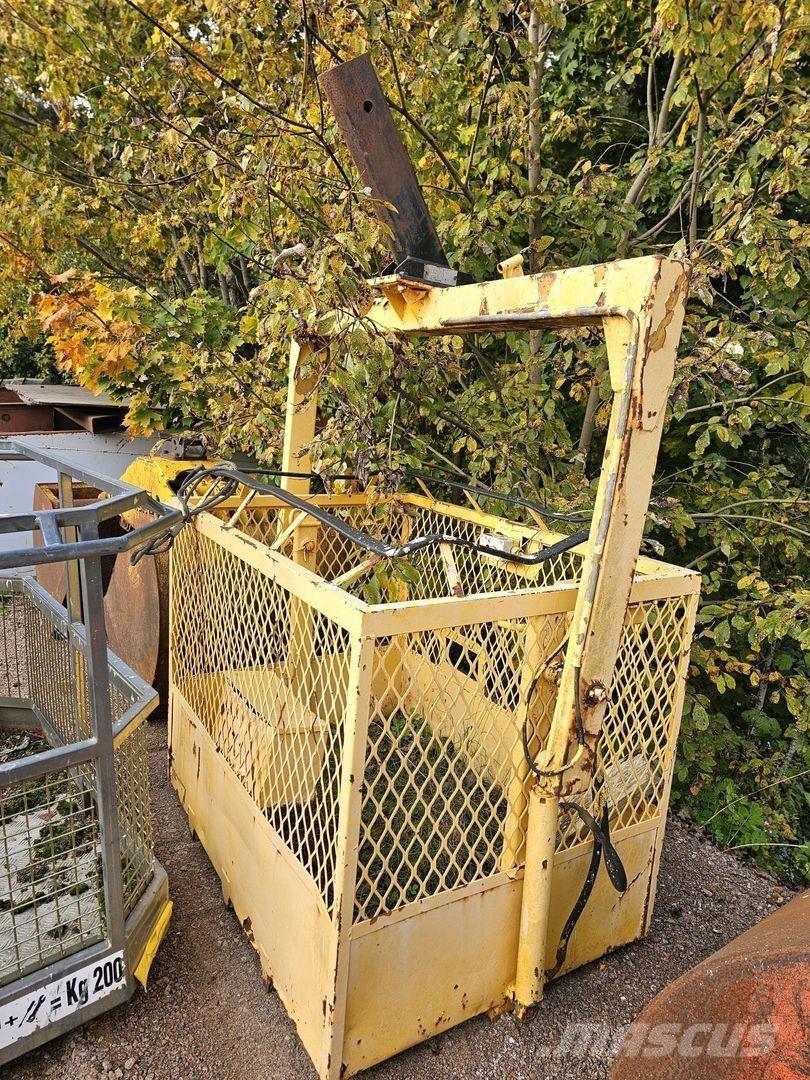  Henkilökori Other lifting machines
