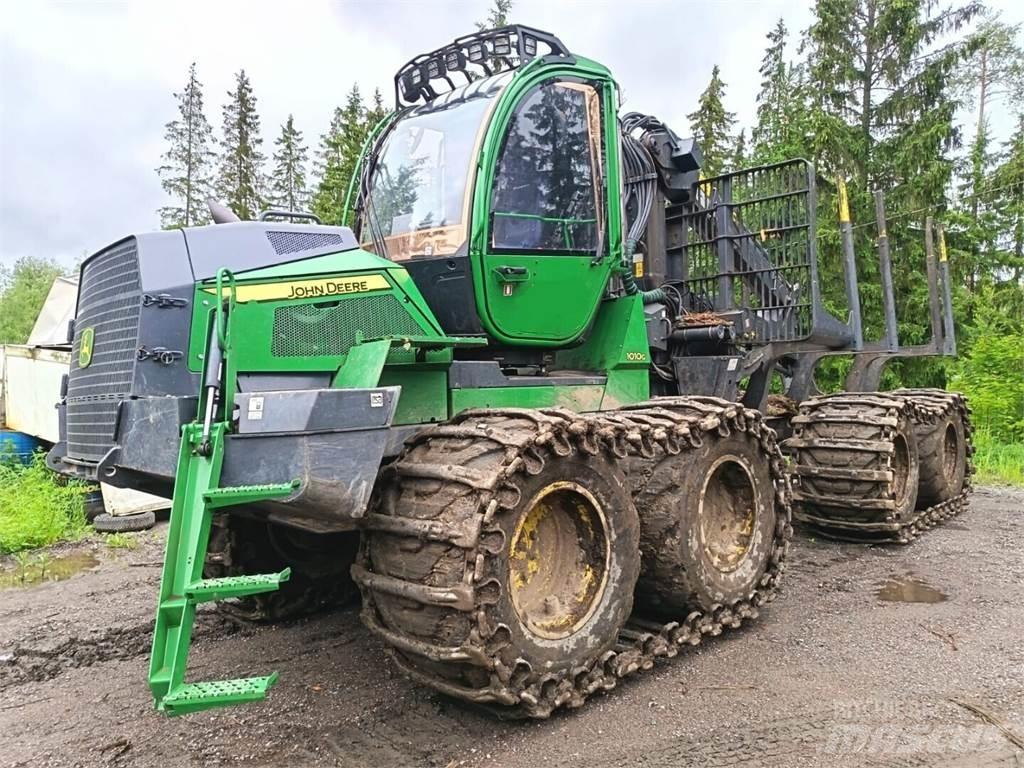 John Deere 1010G Forwarders