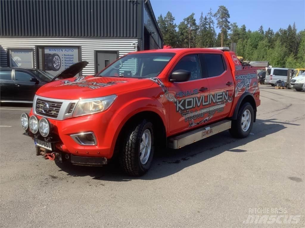 Nissan Navara 4X4 Vehicle transport trailers