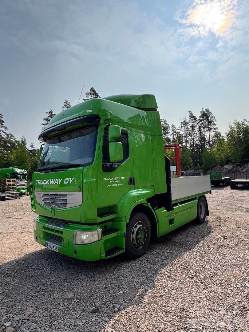 Renault Premium Crane trucks