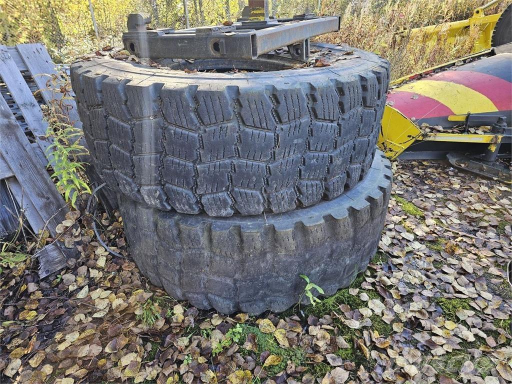  Renkaat 20.5R25 Other components