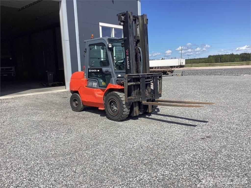 Toyota L 50 Electric forklift trucks