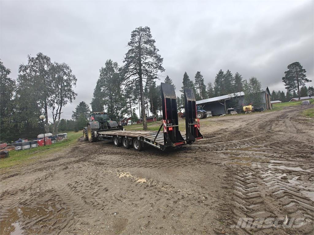 Tyrone 33 T Low loaders