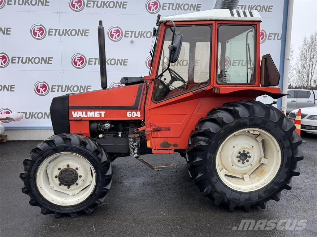 Valmet 604 Tractors