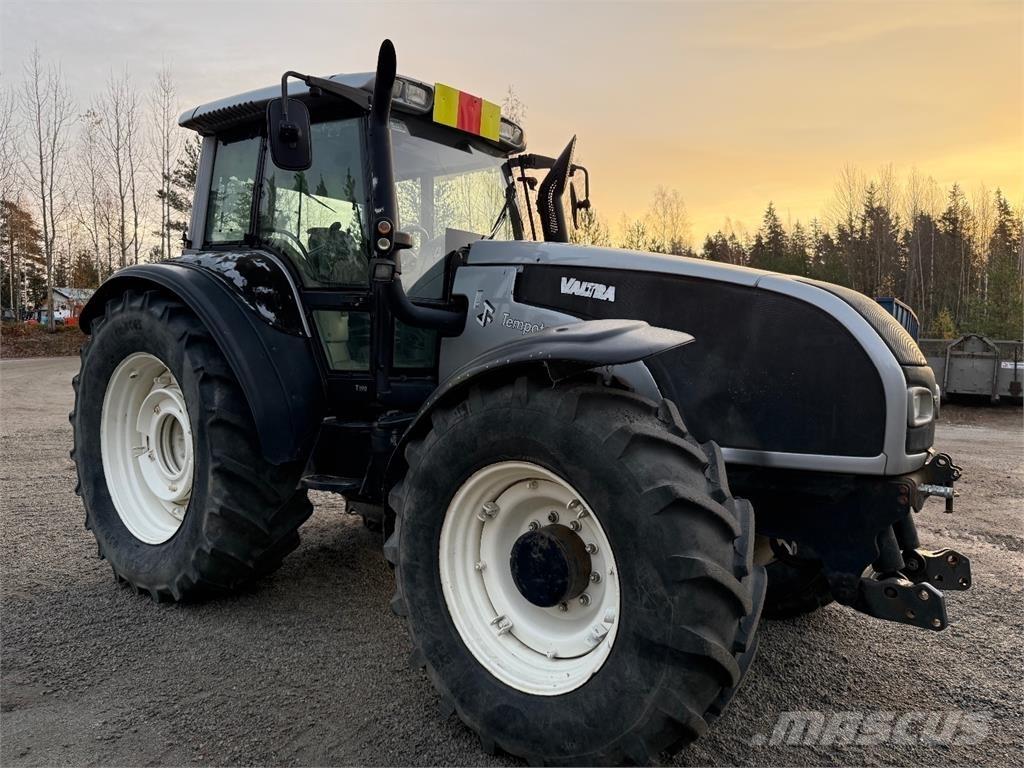 Valtra T190 Tractors