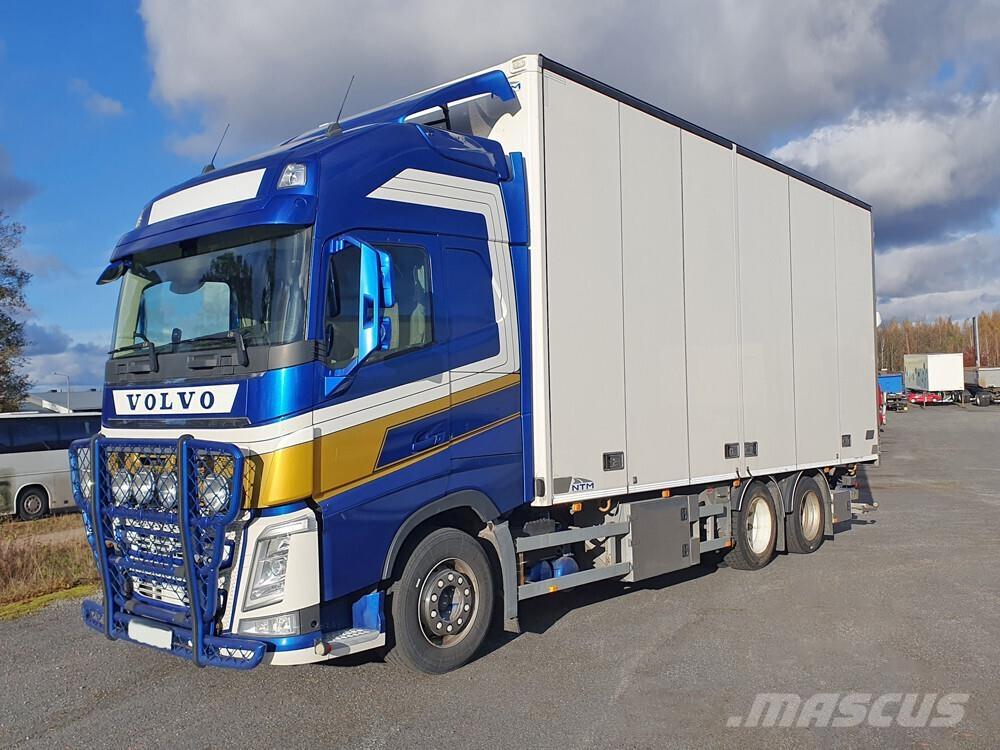 Volvo FH16 6x2 -17 Box body trucks