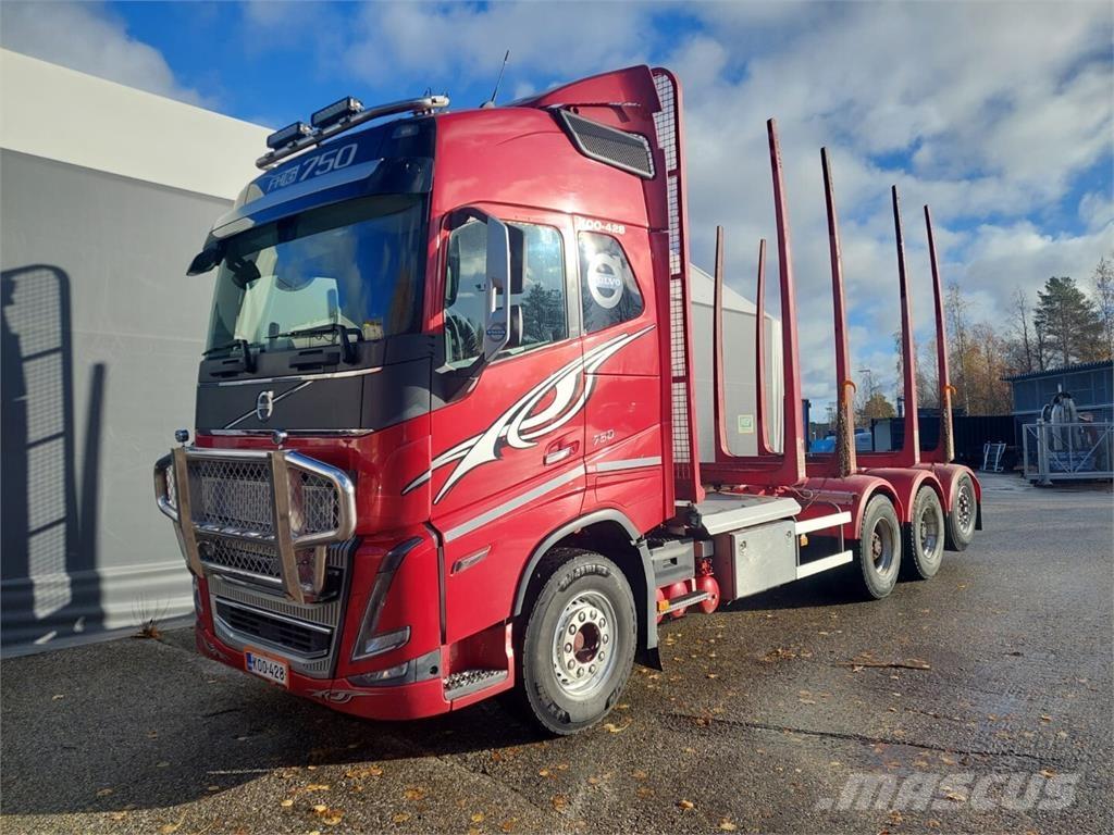 Volvo FH16 750 Timber trucks