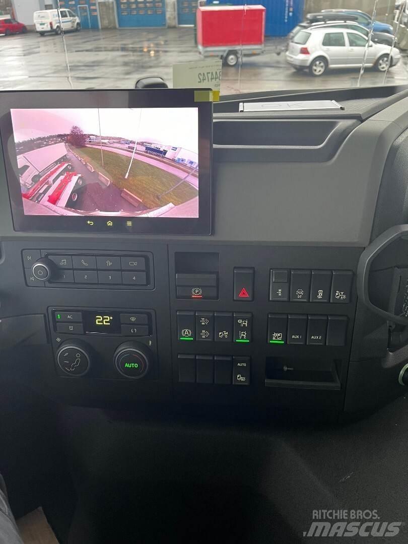 Volvo FM330 4x2 Box body trucks