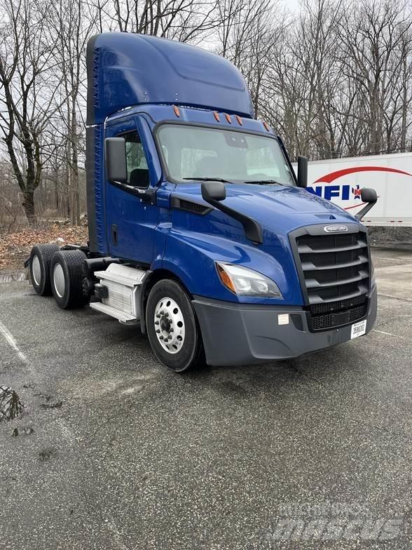 Freightliner CASCADIA 116 Tractor Units