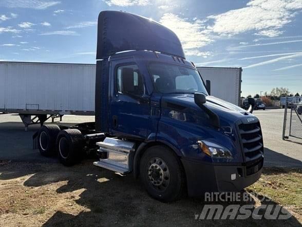 Freightliner CASCADIA 116 Tractor Units