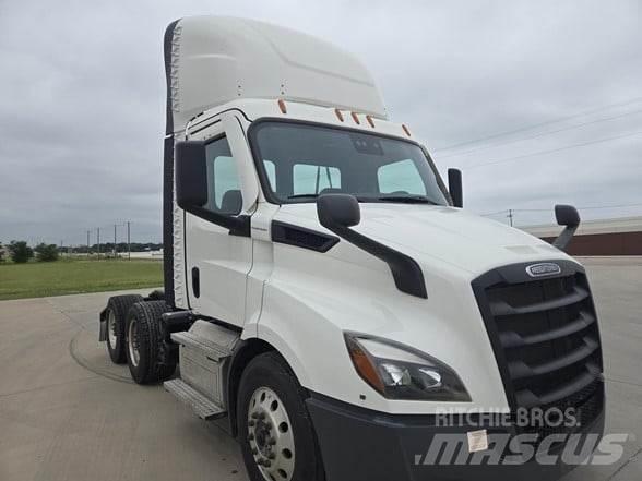 Freightliner CASCADIA 116 Tractor Units
