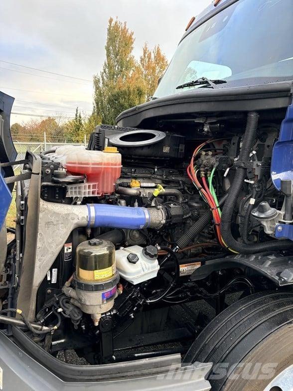 Freightliner CASCADIA 116 Tractor Units