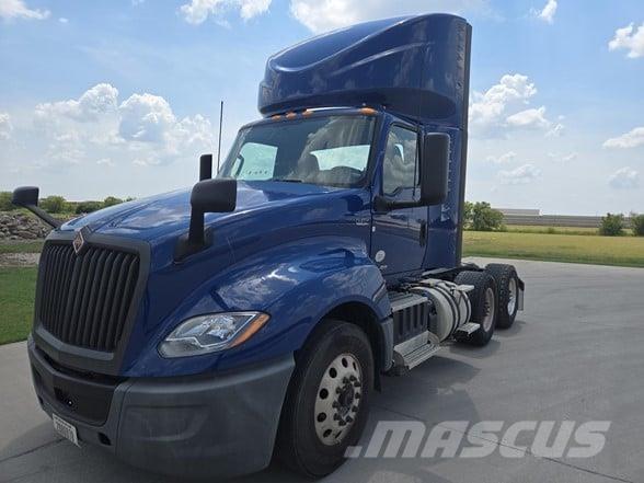 International LT Tractor Units