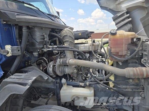 International LT Tractor Units