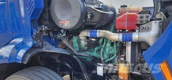 Volvo VNR64T300 Tractor Units