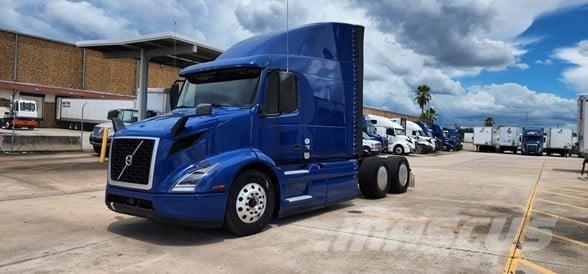 Volvo VNR64T640 Tractor Units