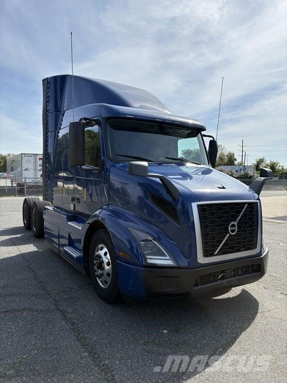 Volvo VNR64T640 Tractor Units