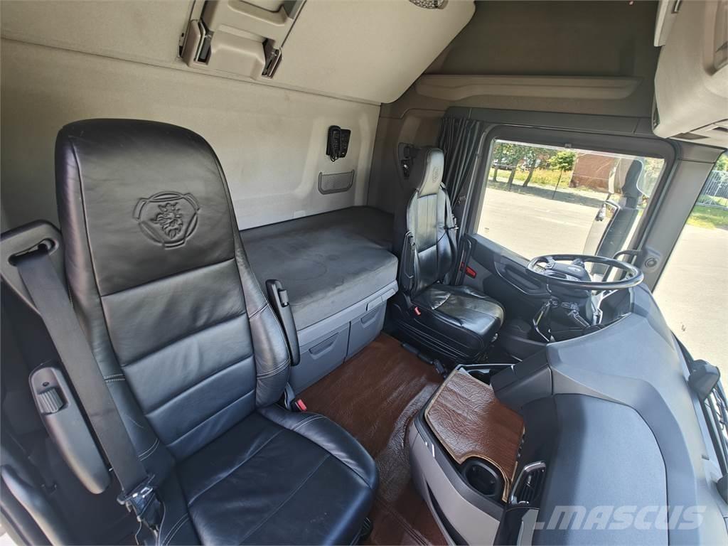 Scania R540 Tractor Units