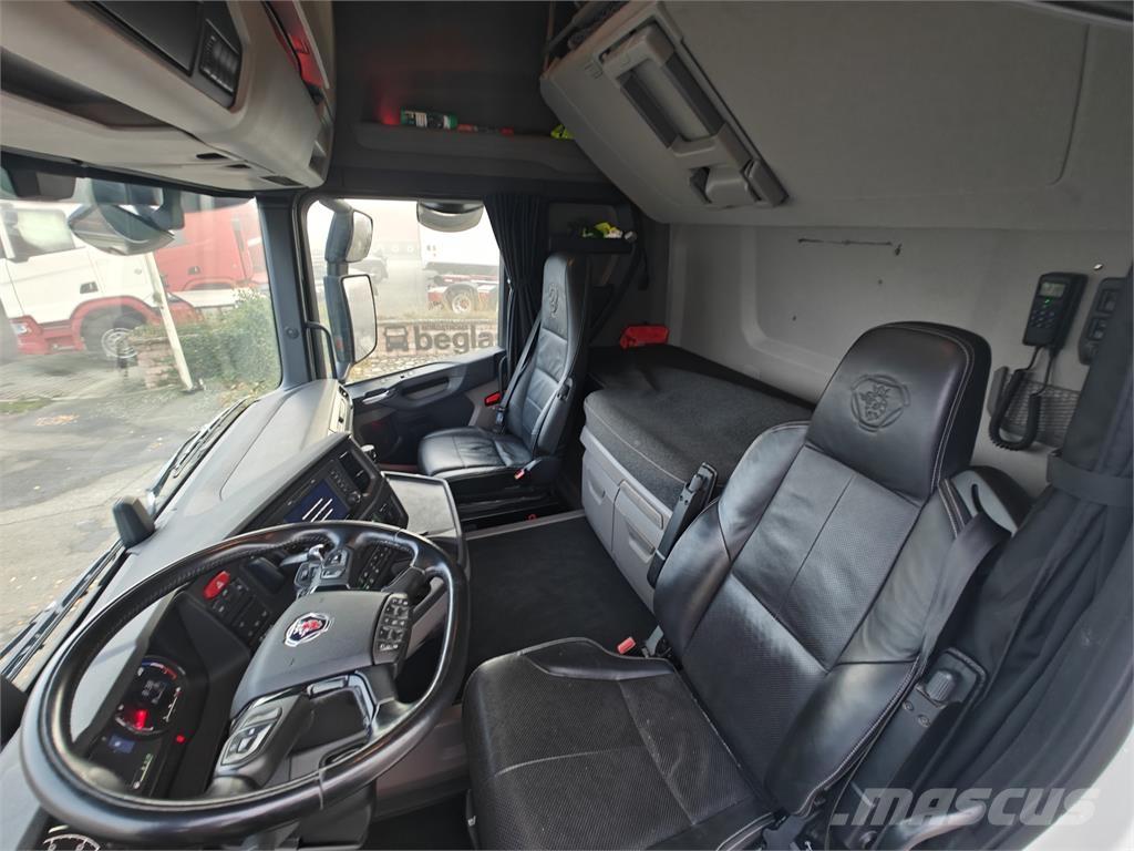 Scania R540 Tractor Units