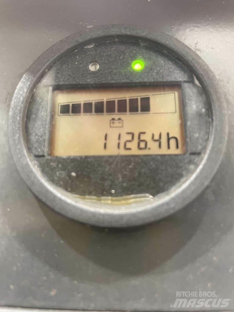 Linde D10 ACC-1163 Pedestrian stacker