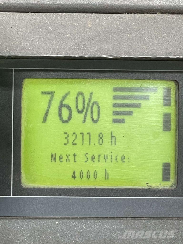 Linde D12HPAP-133 Pedestrian stacker