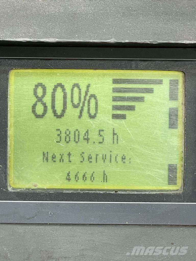 Linde D12HPAP-133 Pedestrian stacker