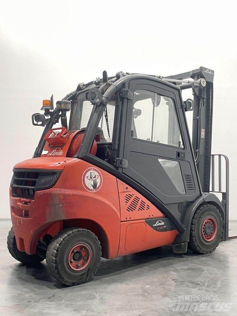 Linde H30T-02-393 LPG trucks
