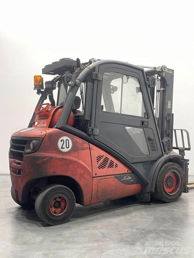 Linde H30T-02-393 LPG trucks