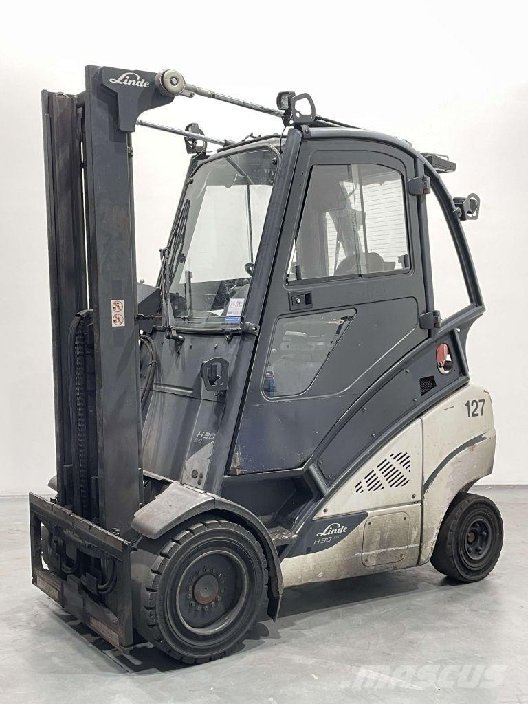 Linde H30T-02-393 LPG trucks
