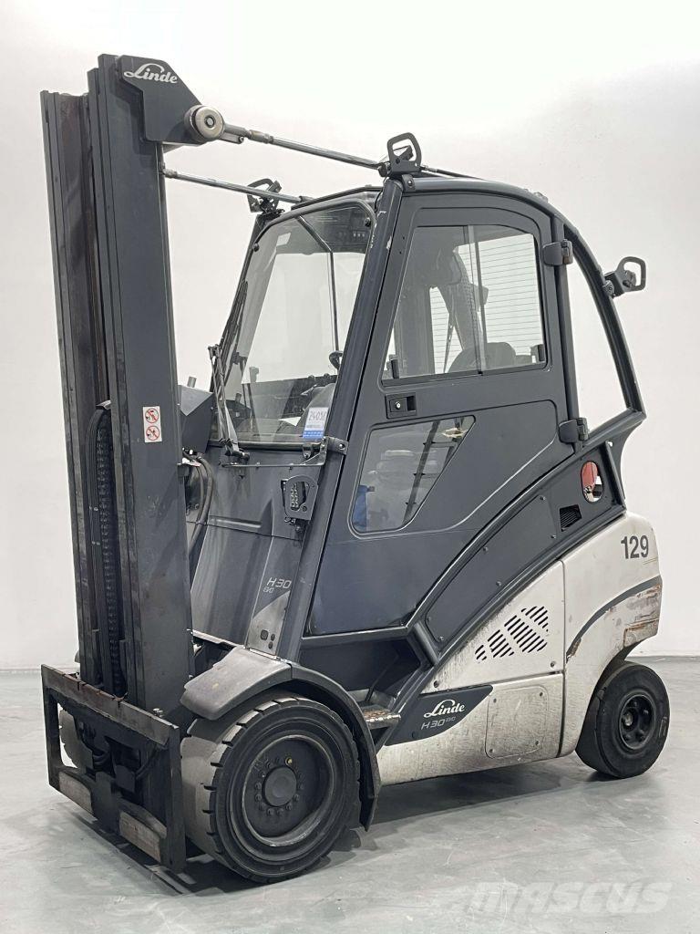 Linde H30T-02-393 LPG trucks