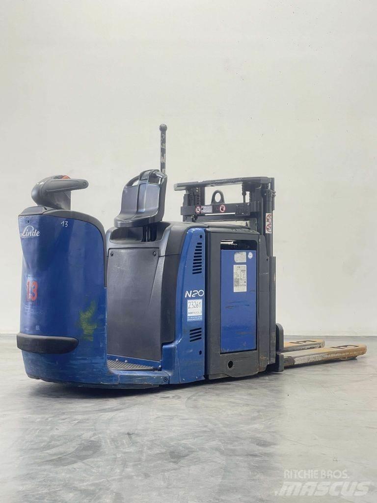 Linde N20LI-132 High lift order picker