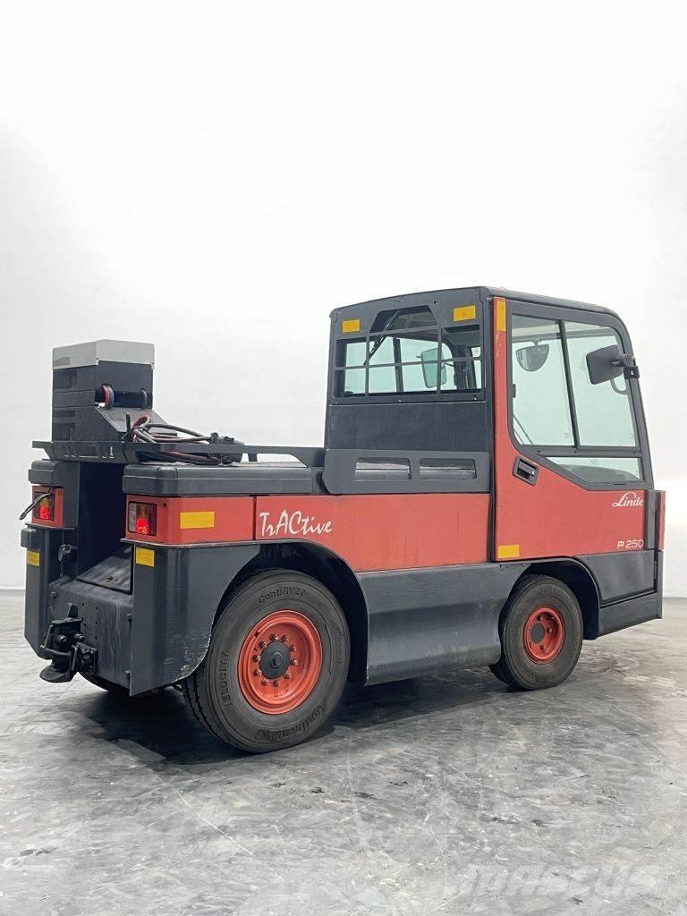 Linde P250-127 Towing trucks