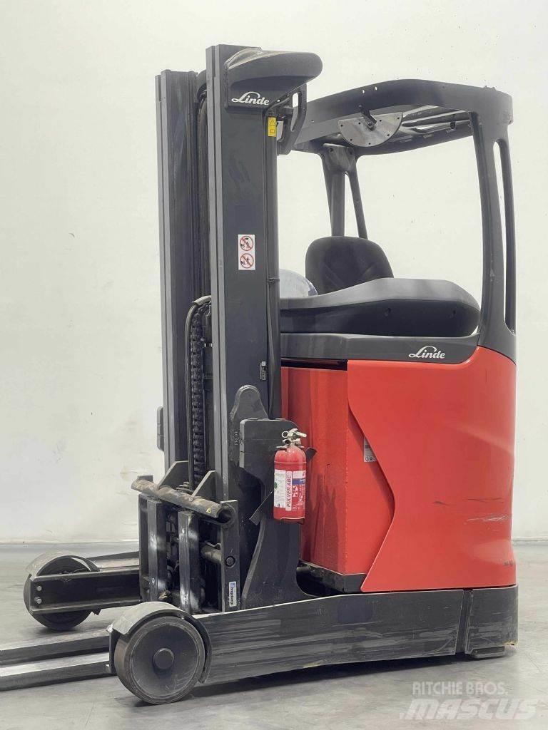 Linde R12B-1120 Reach trucks