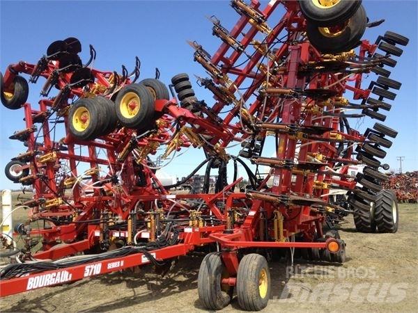 Bourgault 5710 Drills