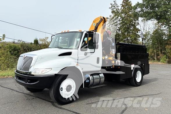 Effer 135/3S Timber cranes