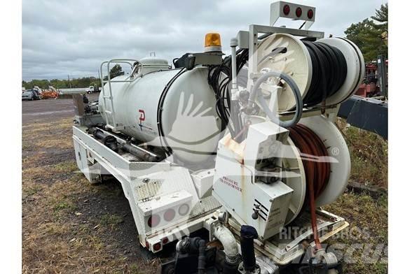  KEITH HUBER J12 Tanker semi-trailers