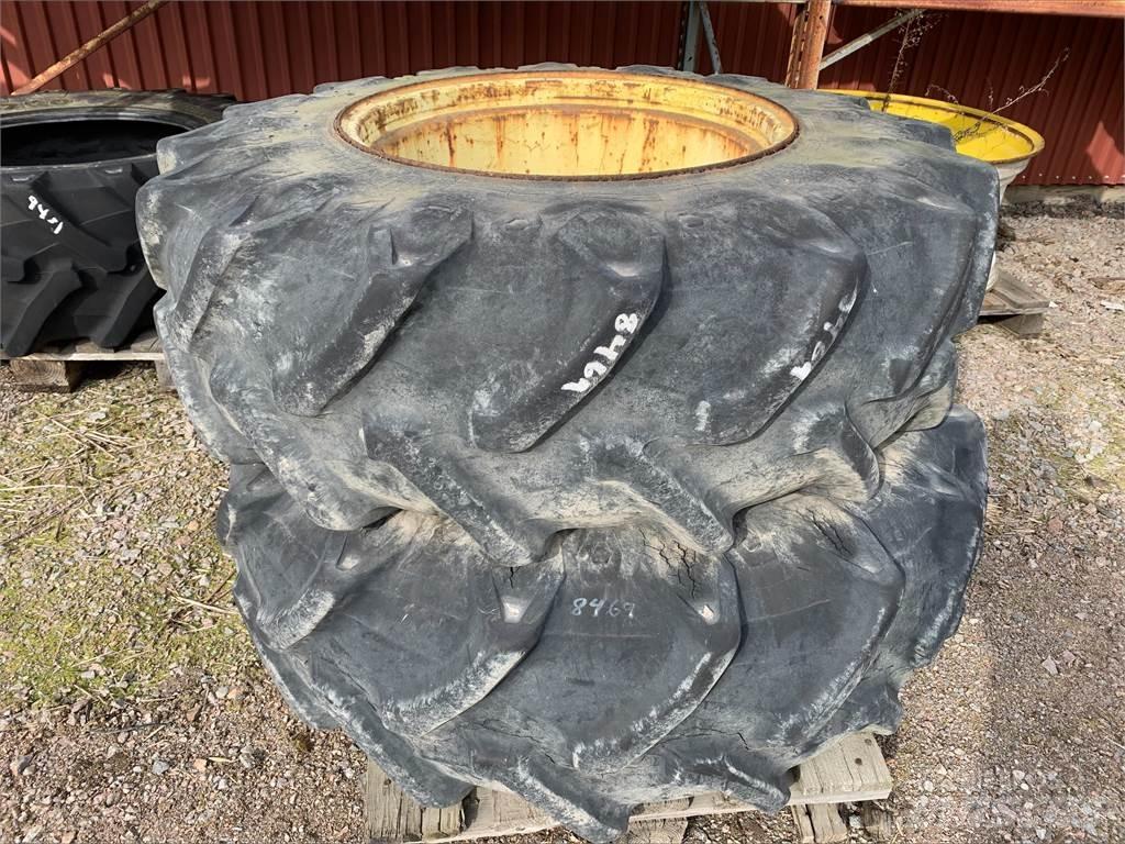  16.9X26 Tyres, wheels and rims