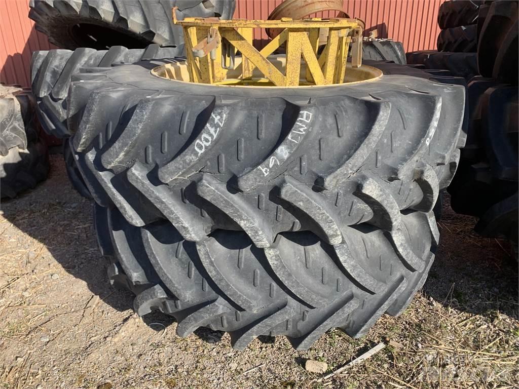  20.8X42 Tyres, wheels and rims