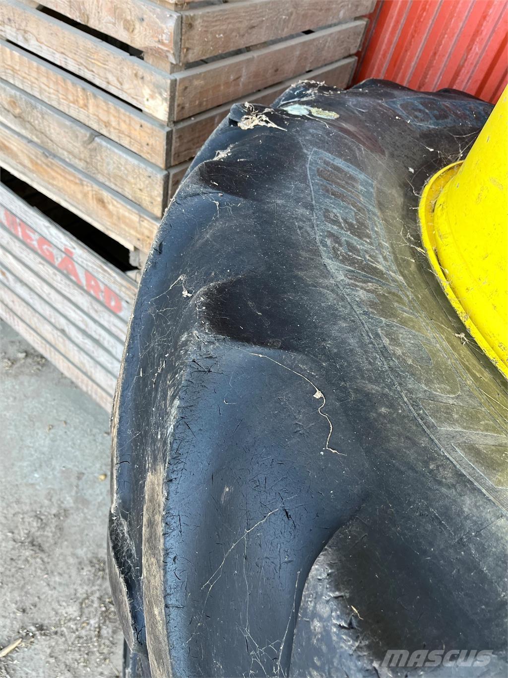  650/65X42 DUBBELMONTAGE Tyres, wheels and rims