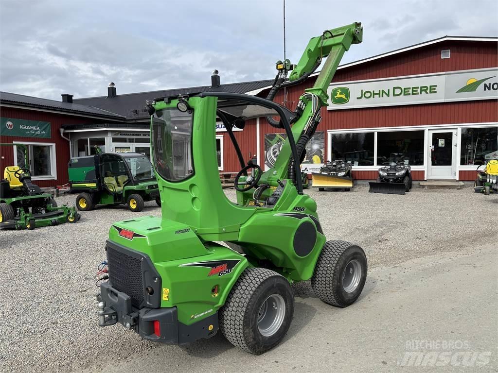 Avant 650 Skid steer loaders